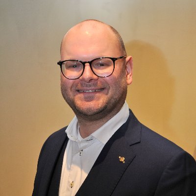 Partner/owner at Tresor Capital
Family holding companies & serial acquirers
Views are my own, not investment advice. Disclaimer: https://t.co/6JksN7tB3k
