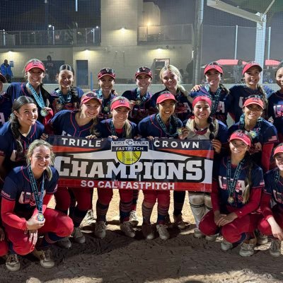 USA Athletics 18U Gold is the Premier travel fastpitch team of the organization coached by the club’s owners Mike and Rose Rogers. #WeAreUSAathletics