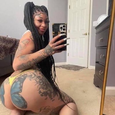 Get your self pussy medicine make me the doctors to your dick I treat that dick well😈😇💦💦💦💎💎