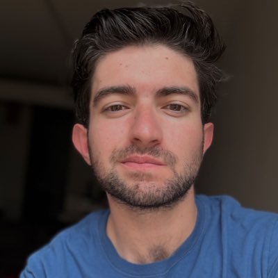 JohnnyTalks23's profile picture. just vibin’ 🏳️‍🌈