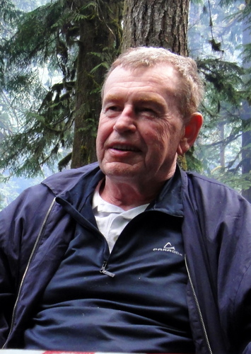 AlCorwinOnGolf's profile picture. I spend a lot of time thinking about the game.  Sometimes it helps.  
You can find my thoughts about things other than golf @alanbcorwin