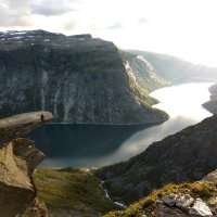 Ana (@anagadeva) 's Twitter Profile