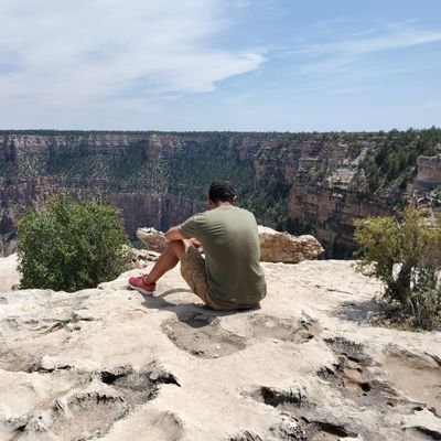 EJL2800's profile picture. 