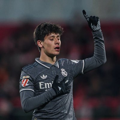 Juannitoo18's profile picture. 🇹🇷                                     @fenerbahce and nothing else 💛💙