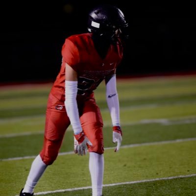 5’11 | 165 | CO 27’ WR DE | Owyhee HS | 3.4 gpa | 3 sport athlete 🏈🏀🏃🏽 | 205 bench | 265 squat | 185 clean | colethompson706@gmail.com | 208 576 9395 |