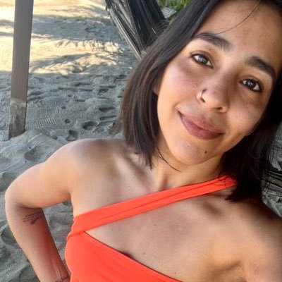 magda_riosg's profile picture. Diseñadora Gráfica - J3R2M=❤️