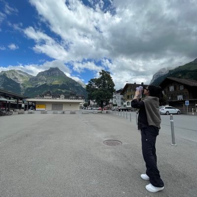 RumesaW_Khan's profile picture. Currently co-learning with middle schoolers!