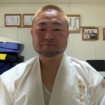nanryu79's profile picture. 南龍整体術・南龍気功術第二代宗家 関口流柔術富田派免許皆伝 日比野武志です。関口流柔術 富田派に伝わる整体術 南龍整体術 日本古来より伝わる気功術 南龍気功術で大阪市平野区にて瓜破気功整体院を開院。関西テレビ「よ～いドン！」となりの人間国宝さんに出演認定されました 関口流柔術 富田派 誠武館 瓜破道場 道場主 元自衛官