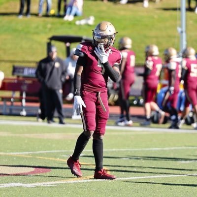 @ionaprep 27 || 2 sport athlete 🏃♂️&🏈||, Rb,Lb Il height: 5’11|| weight 183|| #4