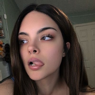 ADHD so severe it’s AD4K • My Illnesses are chronic-my jokes ironic • 🦋 • I play video games and create things • Find me at MIRF •
