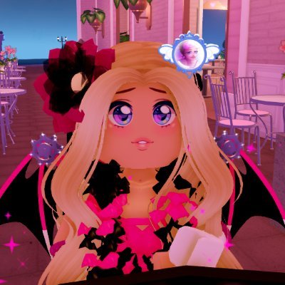 27jennife1's profile picture. Hello Im Cute Jennifer And I'm a Huge Fan of Royale High 💗💗💗