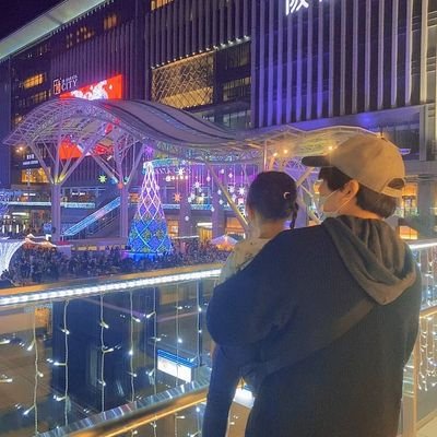 Web会社勤務 | Webマーケティング(SEO/広告運用/SNS運用) | フロントエンジニア兼ディレクター | 👧👦子育て中