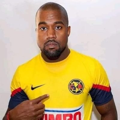 26 years | Club América, Barça, El Tri, in that order. ⚽