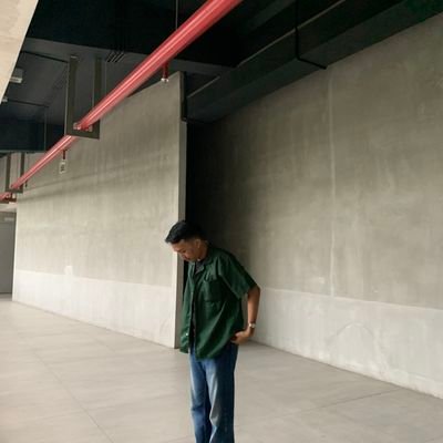 dannispradana's profile picture. 