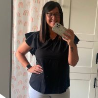 sarah (@needspoilednow) 's Twitter Profile