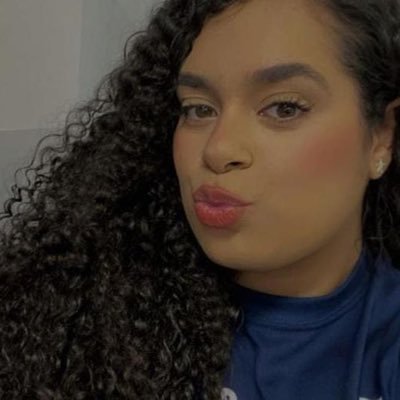 amandapinelb's profile picture. ela/dela • she/her