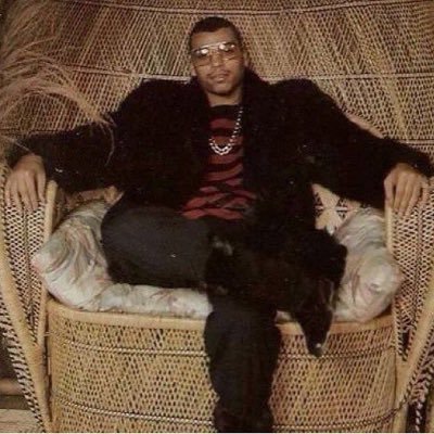 DirtyMittenV's profile picture. #FREEZFREEFAZFREESWIPE #CSTREETGL0RYBOYZ keep dat sorry shit up GGBB