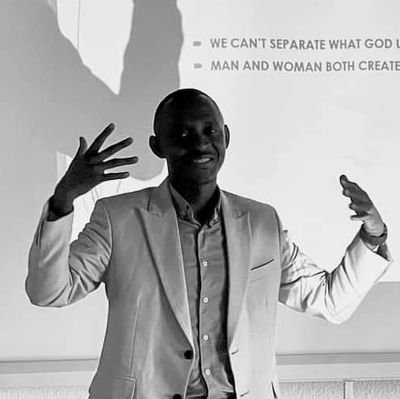 UkwigizeAlphon2's profile picture. All on progress my goal:  Future Author and educator 🧠

#My religion is the humanity.🤝

God is above all