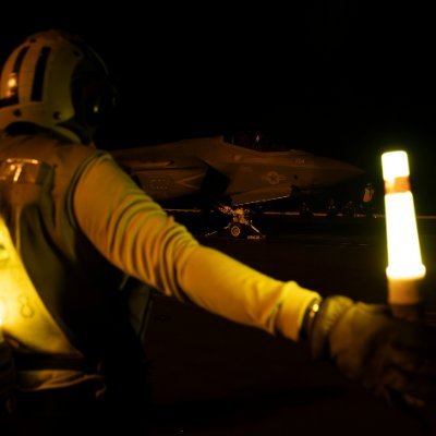 land_mist's profile picture. Hello Fellow Humans