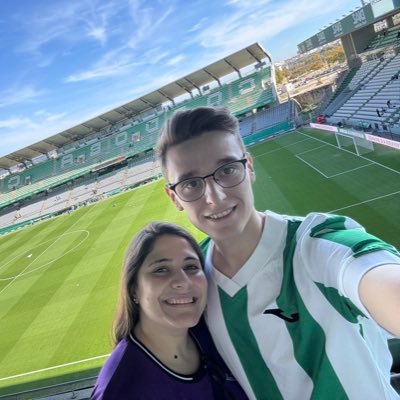 26.@Realmadrid Hasta el final 🤍🤍 | @CordobaCF_ofi Hemos Vuelto 💚🤍 | Responsable TI 👨🏼💻#122013👩🏻🤝👨🏼ENC💫