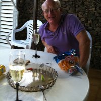 Bert Vester (@g_vester) 's Twitter Profile