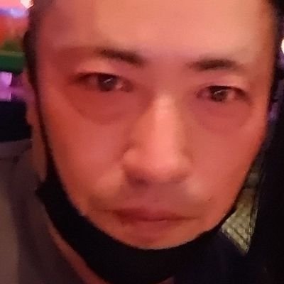 静岡県静岡市出身オリックス⚾と⚽エスパルス大好き🚨元パチ屋の班長🖐️交通誘導2級の資格を持ち👮あと調理師免許🍝🍛と普通免許二種持ちです🚖お笑い芸人さんに憧れる‼️カラオケ好きの独身者🧡アニソンも🎤歌うZ!!
