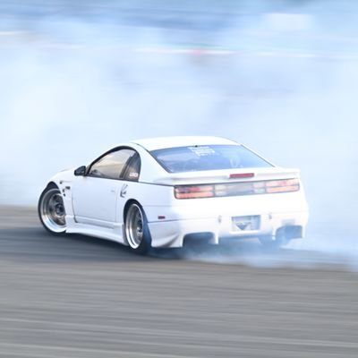 基本的にSR20DETを載っけたZ32で遊んでますw
AIsports ESSE
ChildSpeed ADVANミラ
で軽自動車耐久レース参戦中
何かひっかかりましたら
フォローお願いしますw