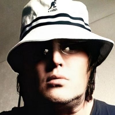 Mancunian 56♿Man City Faithful 👕Indie/Alt Music,💙Cats,💙Soap Operas.💙Guinness💙Paranormal. Ex Railway. HATE TORIES/REFORM/LABOUR🪣. Taken. *NO DM's*
