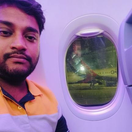 चंद शब्द अगर किसी को बयां कर सके तो हम अनजान ही अच्छे।
हम अच्छे या बुरे नहीं हैं,हम अच्छे और बुरे हैं।
#महाकालभक्त #UP32 #चिंताहैकिसबातकीजयजयभोलेनाथकी।