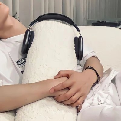 𝐅𝐚𝐧𝐠𝐢𝐫𝐥 𝐚𝐜𝐜!!!!
Jimin || Jungkook || Mingyu || Joshua || Scoups