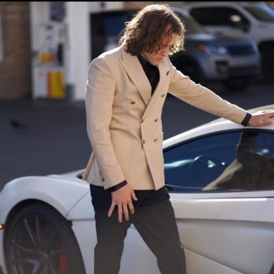 PatrickWil64632's profile picture. 🕊GOD FIRST 🧑🏻‍💻 Forex Expert💰 Bitcoin Trader