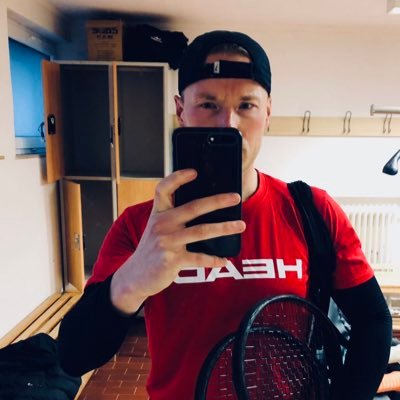 Politikwissenschaft/Geschichte; »Ich bin, offen gesagt, nichts anderes als ein Scheißliberaler.« (Stendhal) ; 🎾