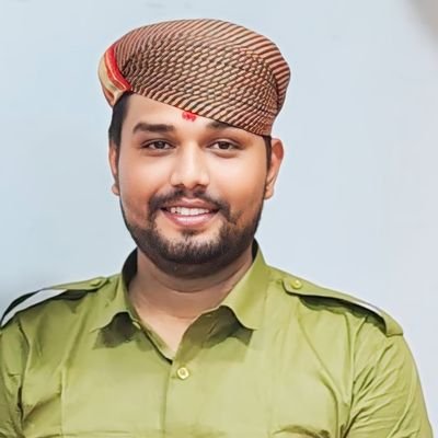 जो दृढ़ राखे धर्म को, तेहि राखे करतार...🚩
student MPPG college Chittorghar