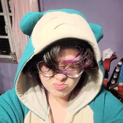 às vezes sou chamado de Marco e de Mike
happy kiddoo tubaroneeee