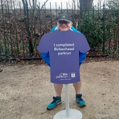 @bheadparkrun core team,social media,run report writer. 9 marathons including London x2 (but I don't mention that much) British Olympic pointing team 👉👈👇🖕