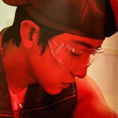 EXO⁹