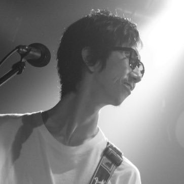 ほり君(堀周平) ギター、ベース、DTM。月光冥利、菊池万博 with Episodes。静岡UHUのPA(非常勤)。レコード。静岡在住ロックンロール