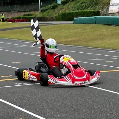 大阪公大高専→来年から長岡技科大機械3年次編入/カート歴7年 SCUDERIA SFIDA / スポーツランド生駒 YAMAHA-SS ダンロップレコードホルダー/2019-20 SRS-K修了
