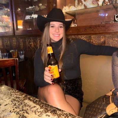 MWarhol8's profile picture. probably don't care