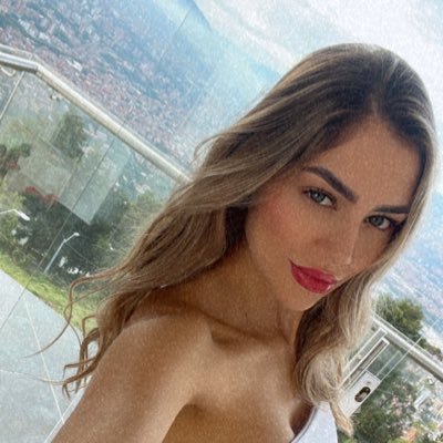 GenesisR webcammodel, join here! Instagram: @genesisrco
