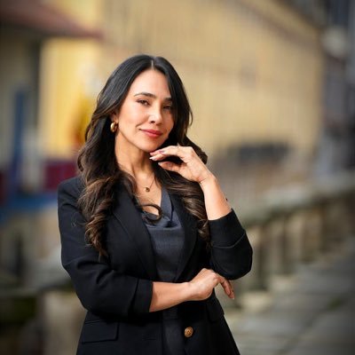 lyzc_hazine's profile picture. Journalist || Communication coach