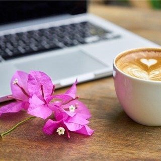 marina1552335's profile picture. 収入アップ実践テクニックやお得情報などお伝えしたりしています。自分がお金に苦労したので生活に困っている方を助けたいと思い、僅かですが現金給付企画を実施中☆ 詳しくはここから→ https://t.co/0Gxlx7X19R