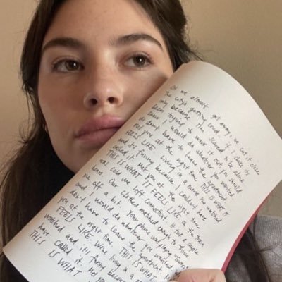 rozzarzoneserce's profile picture. never felt less empty, all I feel is FREE NOW :3