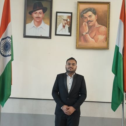 Bhoopendra777's profile picture. BHU➡️CLC, Law Faculty of DU. University of Delhi
विरासत से तय नहीं होंगे, सियासत के फैसले। 
ये तो उड़ान तय करेगी, कि आसमान किसका है॥ 😎🙏🌿🌺🇮🇳🇮🇳🌺🌿🕊