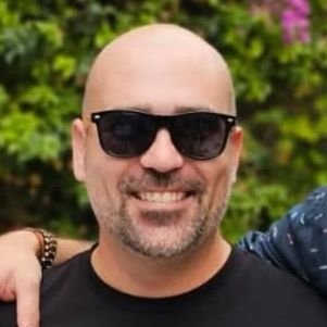 Periodista català-Opinador lliure-Culer, basketlover i team @palauresist
Piulo del que veig, del que faig i del que vull.
https://t.co/zGv68u31oe