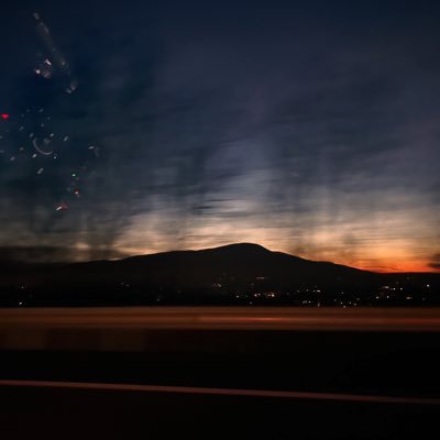 RW_sdg's profile picture. Solus Christus. Linguist. Pop singer in @paper_ravens . 我学习中文。