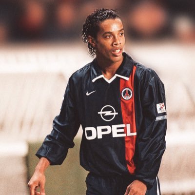 paris_sg77's profile picture. 𝐏𝐚𝐫𝐢𝐬𝐢𝐞𝐧 𝐝𝐞𝐩𝐮𝐢𝐬 𝐥𝐞 𝐛𝐞𝐫𝐜𝐞𝐚𝐮…♥️💙𝐈𝐂𝐈 𝐂’𝐄𝐒𝐓 𝐏𝐀𝐑𝐈𝐒 #𝐏𝐚𝐫𝐢𝐬𝐢𝐞𝐧𝐨𝐮𝐑𝐢𝐞𝐧 #𝐓𝐞𝐚𝐦𝐏𝐒𝐆 ⚽️