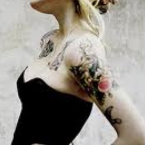 Tatted_blondie's profile picture. yes im a blonde, follow me my little darlings :)