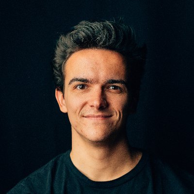 Videographer & Photographer, telling stories, loving people.