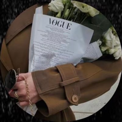 hanani_08's profile picture. أزهرتُ في ركنٌ من نور ⚜️